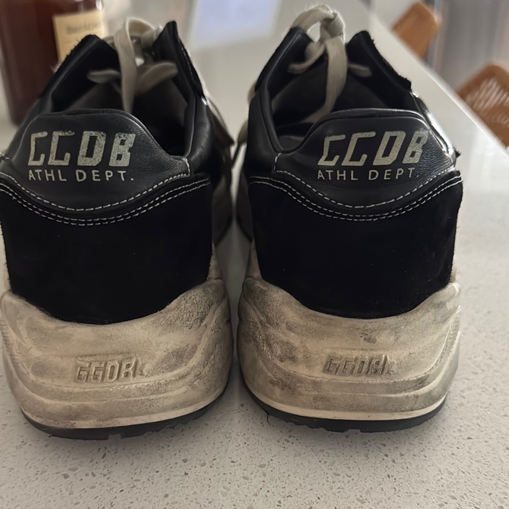 Golden Goose Black and White Men's Sneakers - Picture 2 of 6